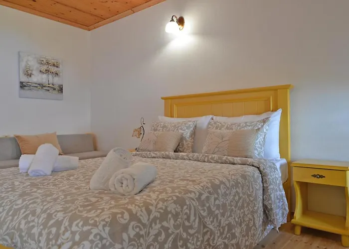 To Patriko Mas Guesthouse-1