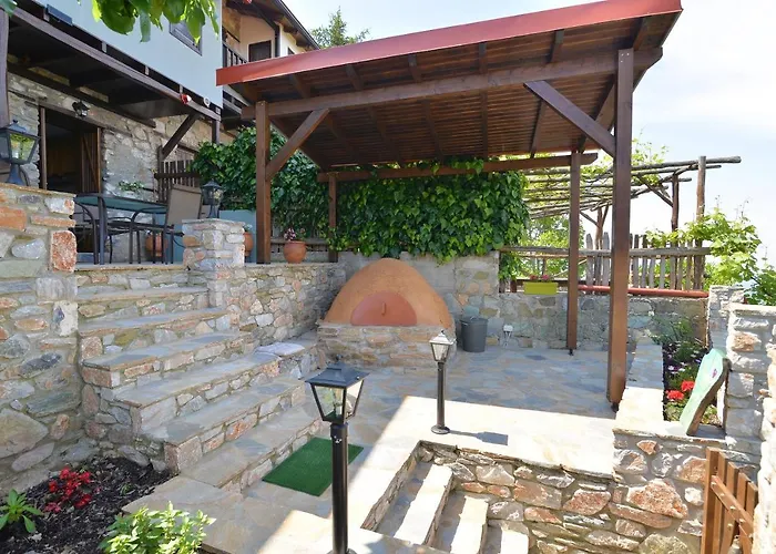 To Patriko Mas Guesthouse-1